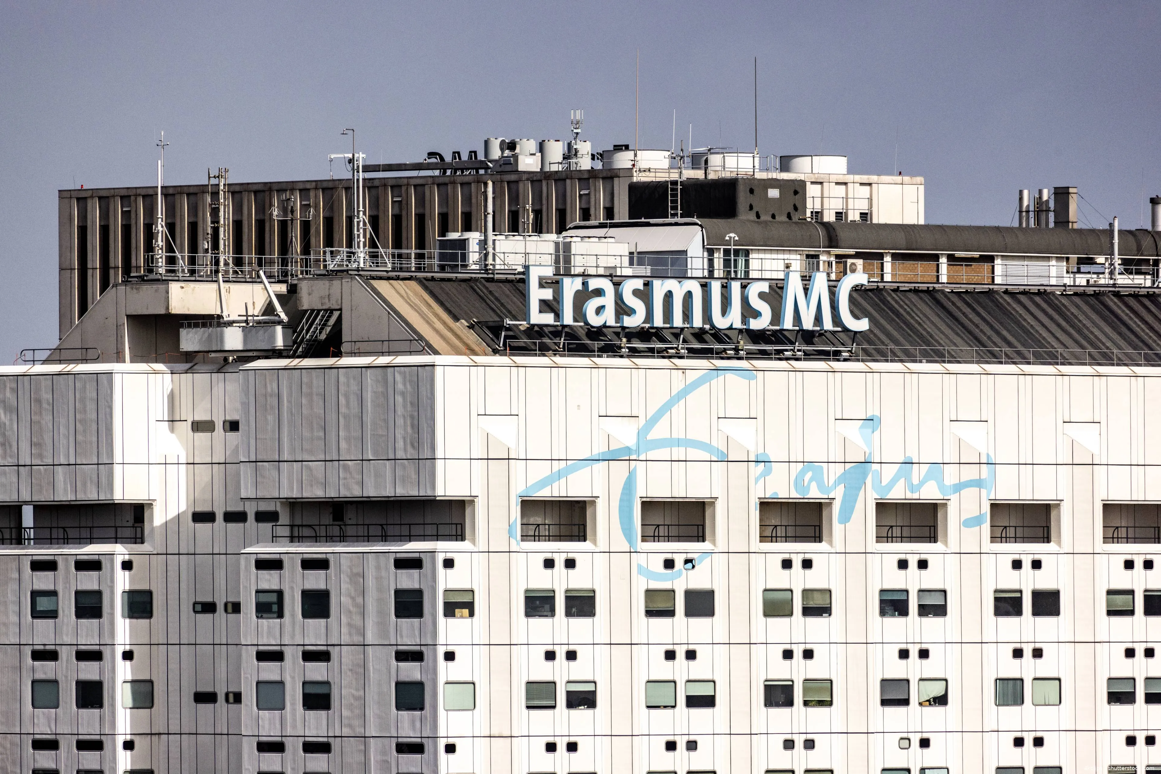 shutterstock_2679175213