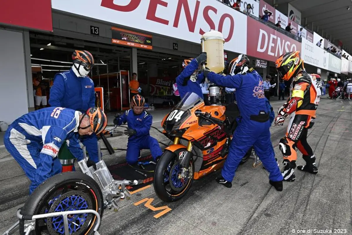 toho racing box suzuka 8 hours 2023