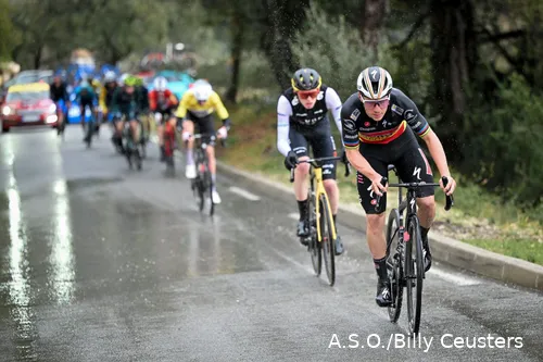 Evenepoel valt aan, Jorgenson volgt