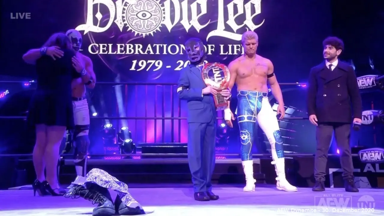 aew dynamite 301220