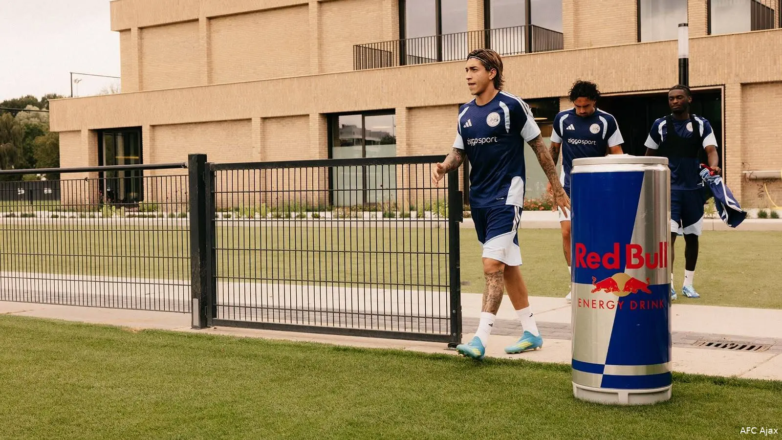Ajax Showtime Ajax Red Bull