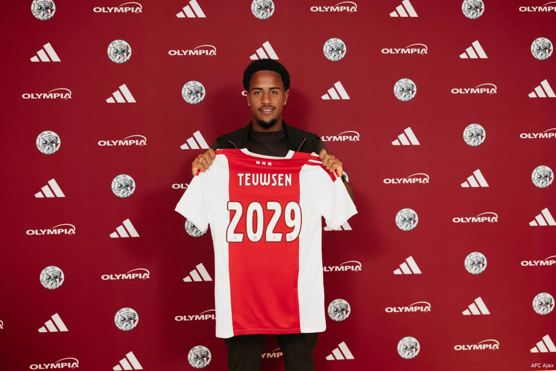 Ajax Showtime Tyrese Teuwsen contract