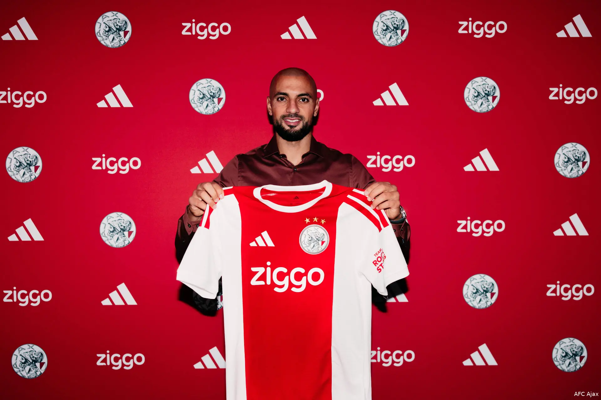 Ajax Showtime Sofyan Amrabat