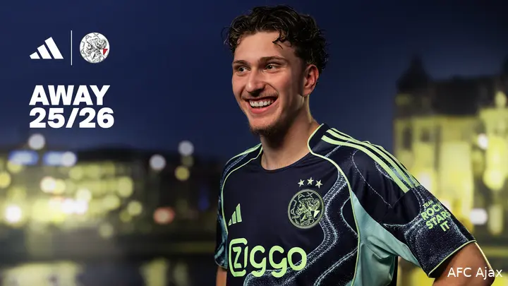 mika godts uittenue ajax