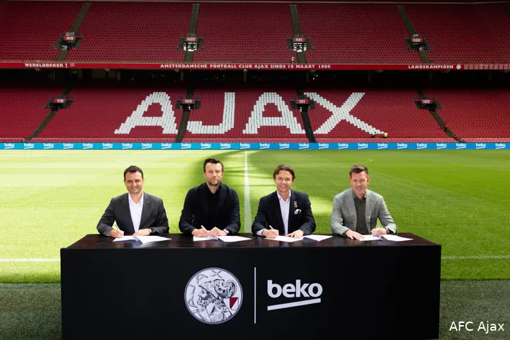 ajax-beko-geelen-biesta
