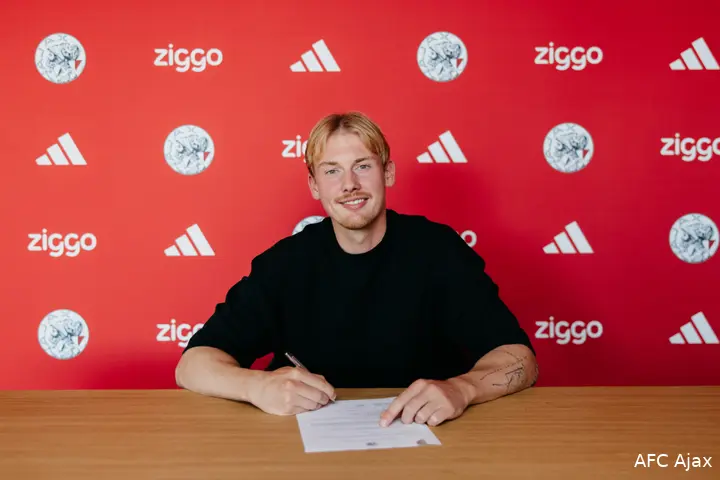 ajax showtime julian brandt ajax