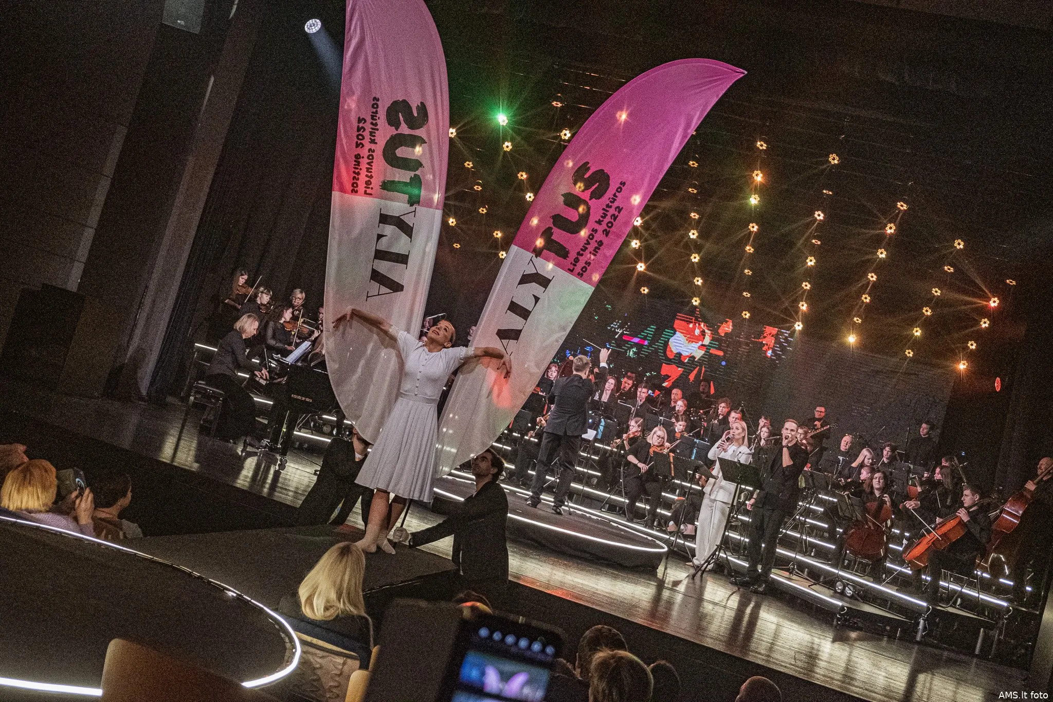 318115600 527268749430442 578150206857847504 n