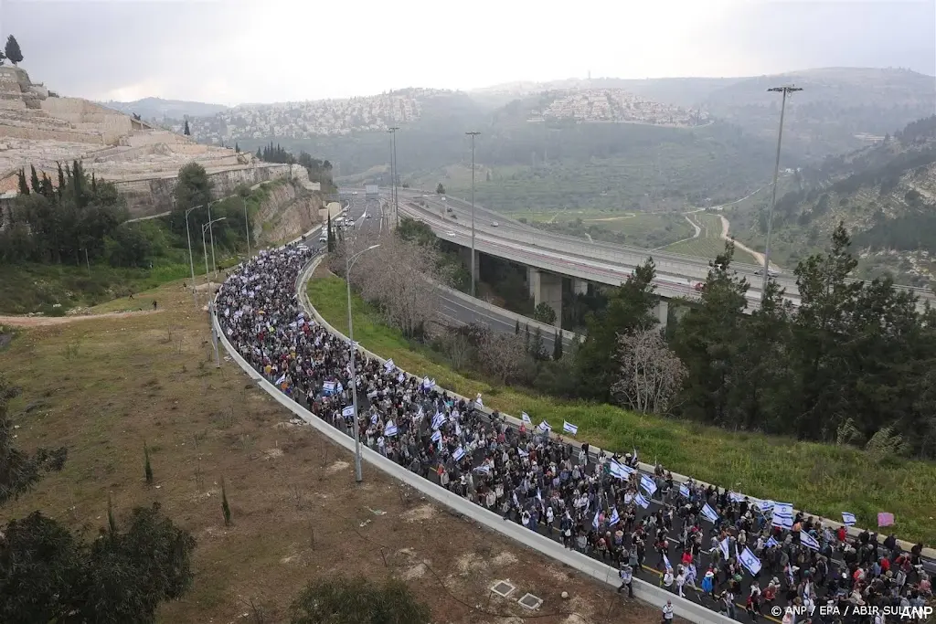 anp020324132 1