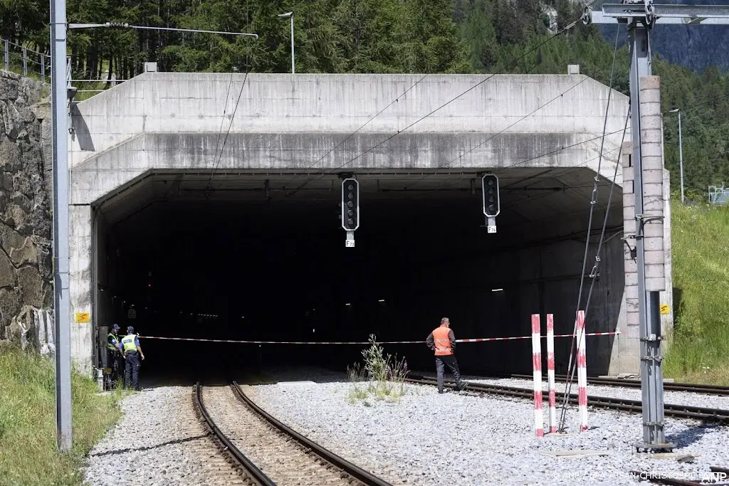 anp270624119 1
