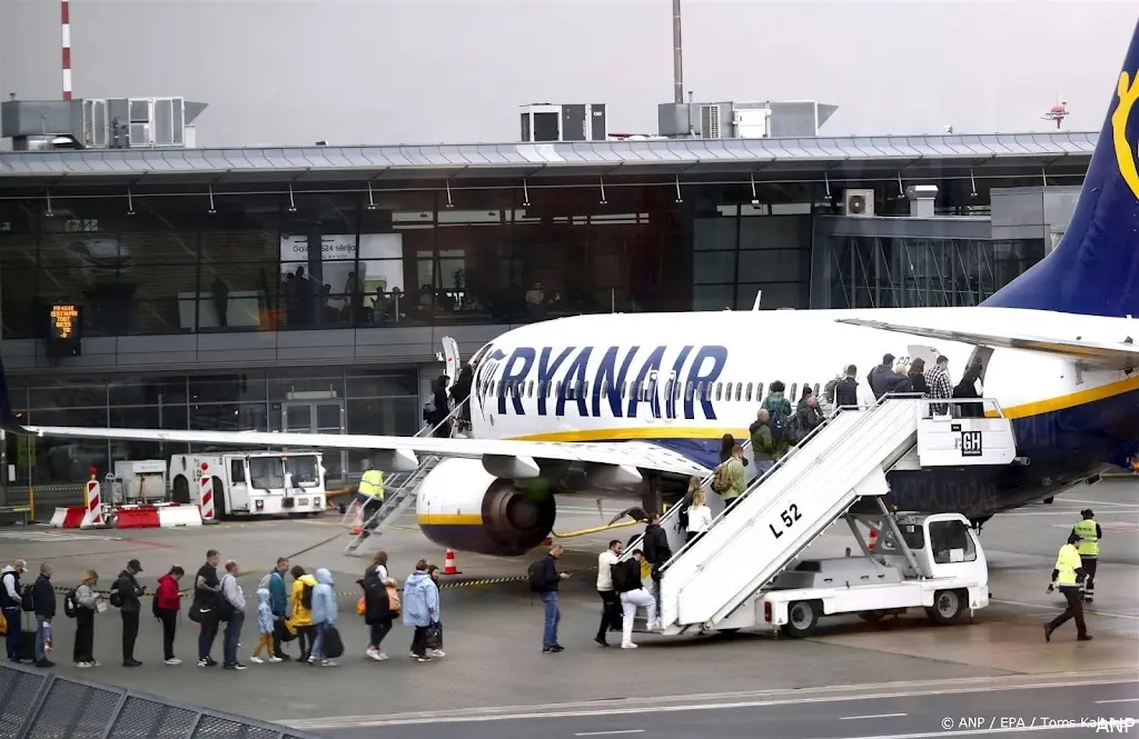 anp010525108 1