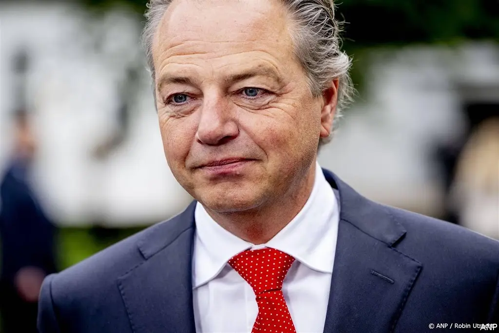 anp200525038 1