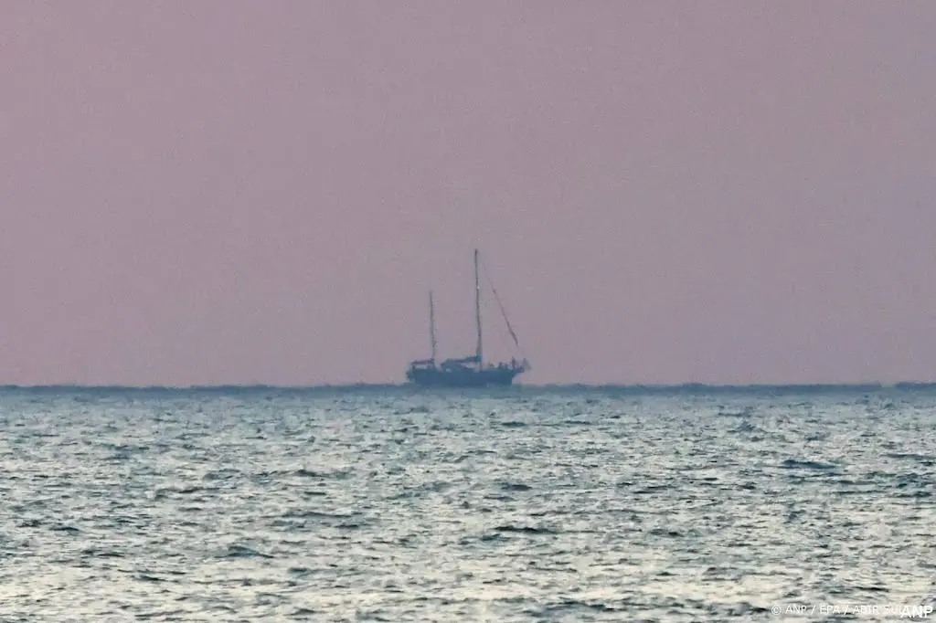 anp100625071 1