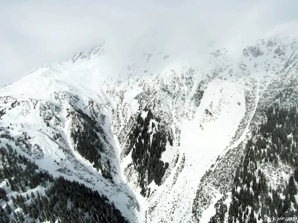 anp200226214 1