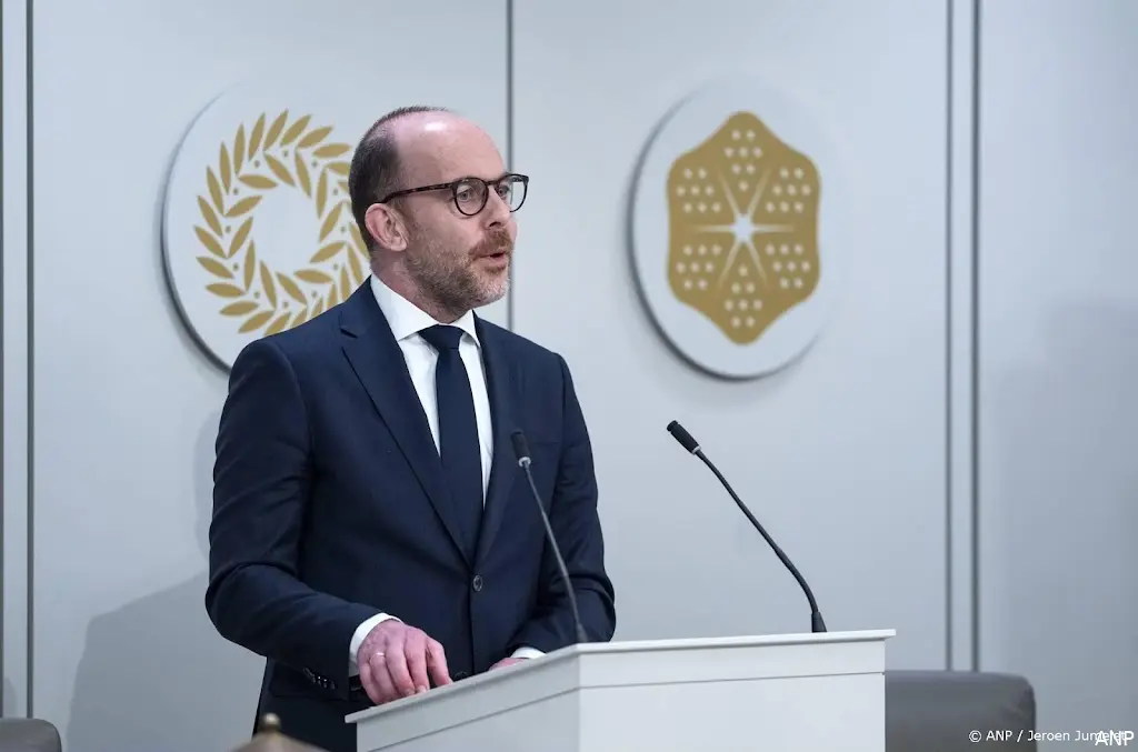 anp140426122 1