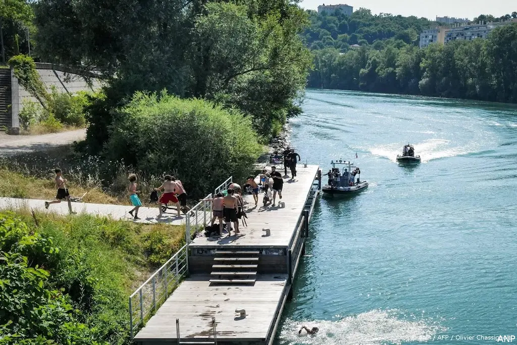 anp260626129 1