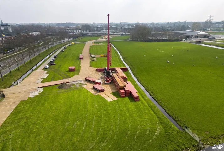 prorail twee treinstellen in de nacht via spoor afgevoerd