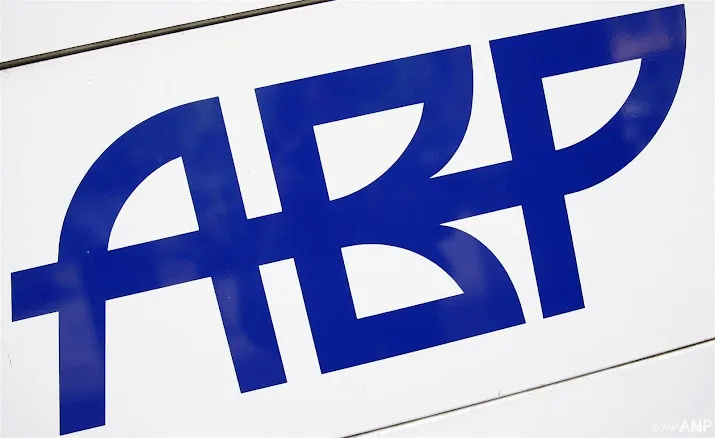 abp verhoogt pensioenen met 3 procent premie gaat iets omlaag