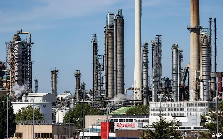 activisten trekken klimaatplan exxonmobil in uit angst rechtszaak