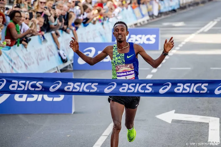 amsterdam en zaandam maken zich op voor dam tot damloop