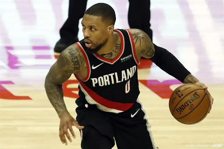 basketballer damian lillard maakt 71 punten voor portland