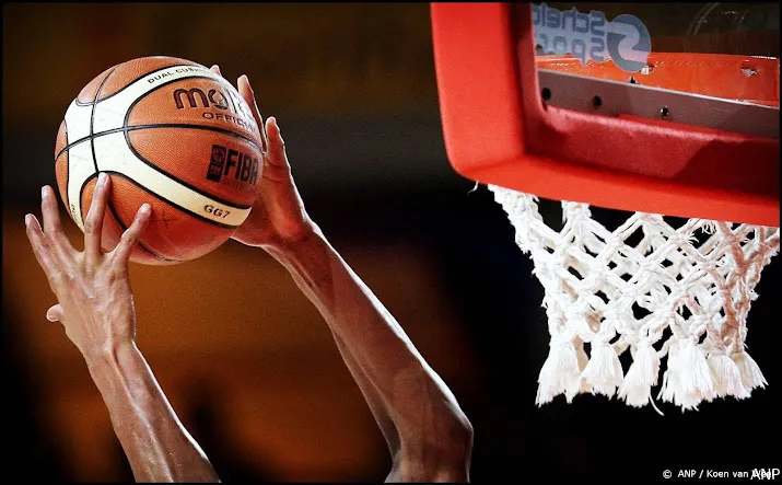 basketballers in ek kwalificatie tegen griekenland en tsjechie