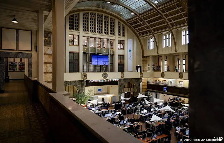 beurs amsterdam flink in het rood prosus sterkste daler