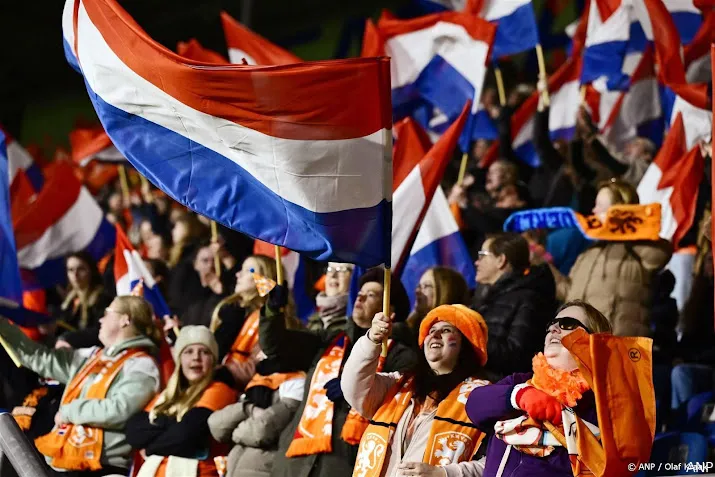 bijna 200 000 nederlanders hebben kaartje voor spelen in parijs