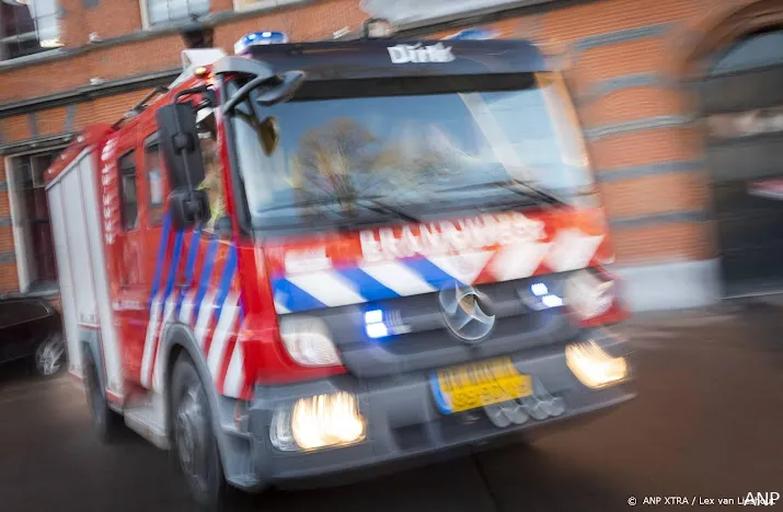 brand in woning in woerden omliggende huizen ontruimd