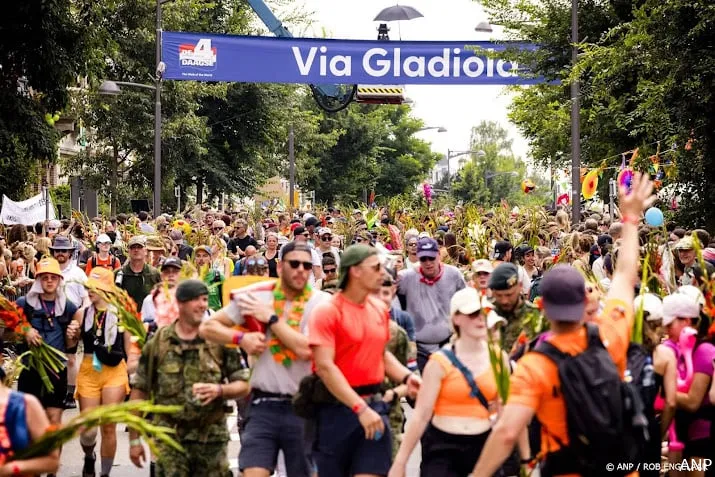 burgemeester bruls over intocht vierdaagse uitstekende sfeer