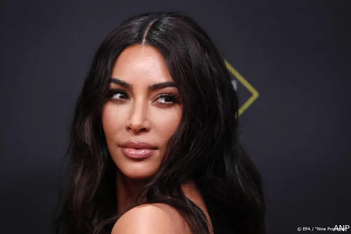 cosmeticamaker coty akkoord over belang in merk kim kardashian