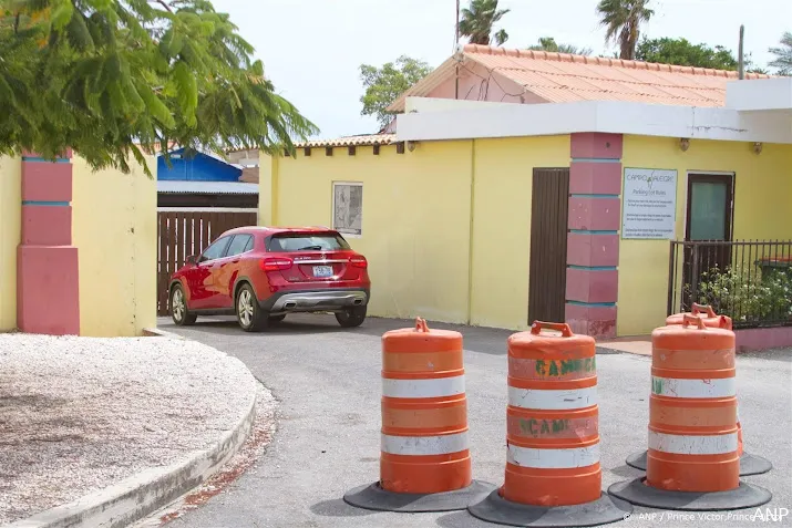 curacao een van de bieders bij veiling openluchtbordeel