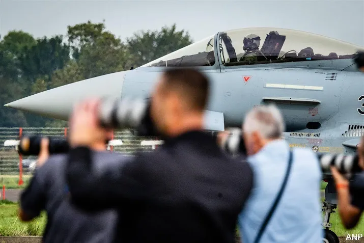 defensie onderzoekt gebruik luchthavens eelde lelystad en twente