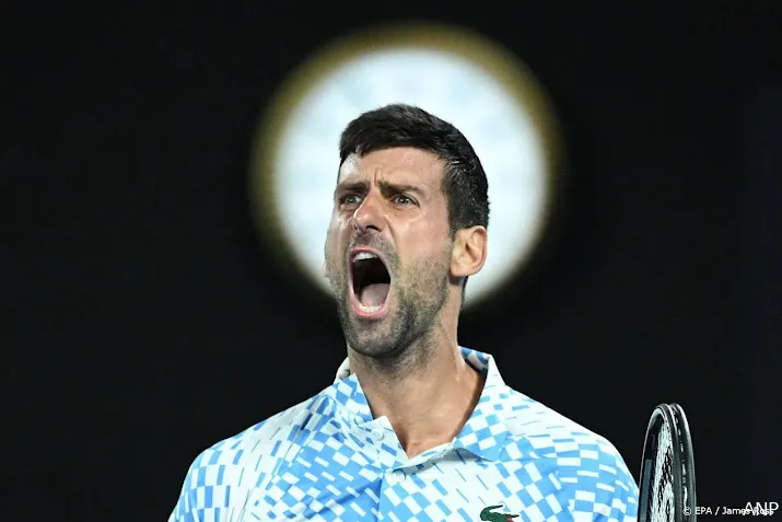 djokovic dendert door naar halve finale australian open