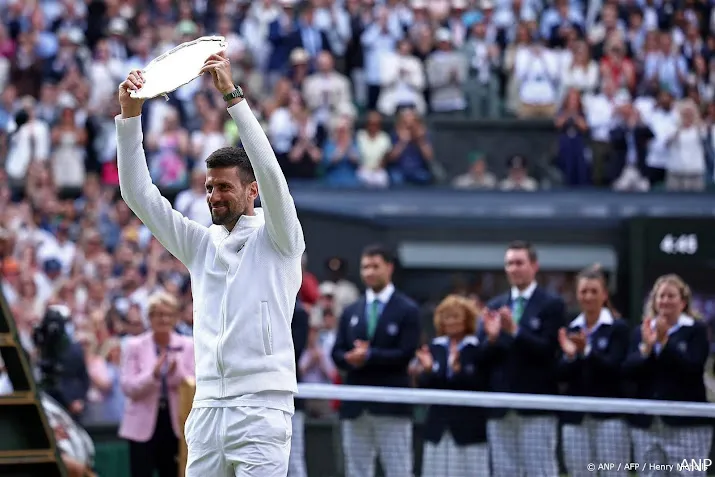 djokovic denkt niet aan stoppen en wil terugkeren op wimbledon