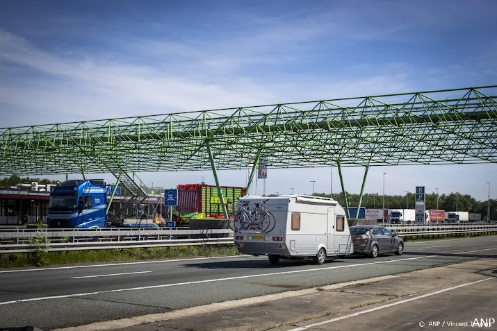 drukte in duitsland lijkt op gang te komen file op a8