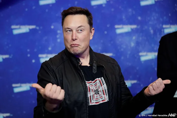 elon musk steekt meer eigen geld in overnamedeal twitter