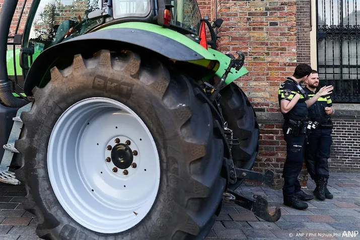 fdf donderdag met trekkers naar den haag voor protest