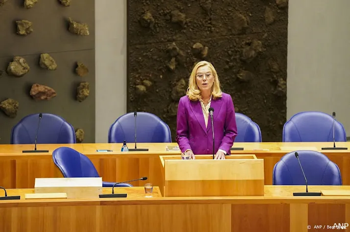 kaag mensen die nu in nood zijn kunnen niet wachten tot 2023