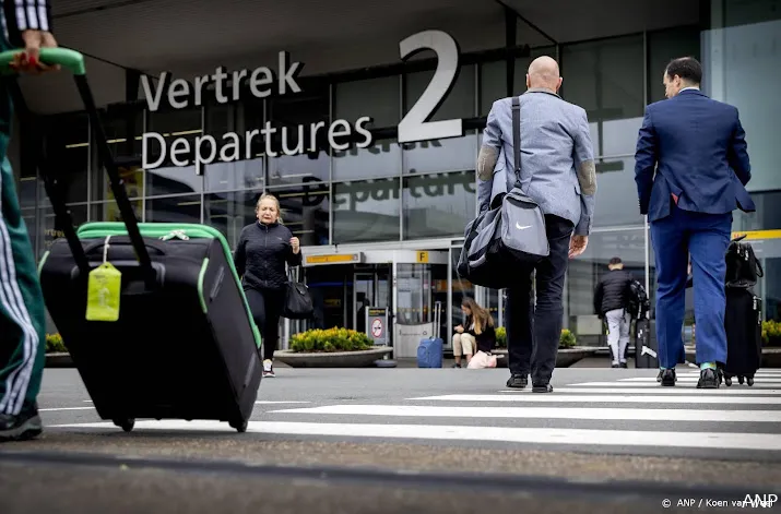 klm overstappers op schiphol kunnen weer ruimbagage meenemen