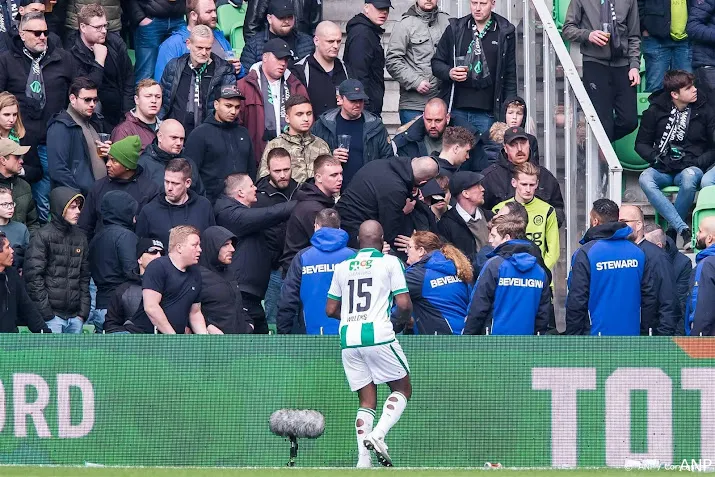 minderjarige fan die klap uitdeelde aan jetro willems weer vrij