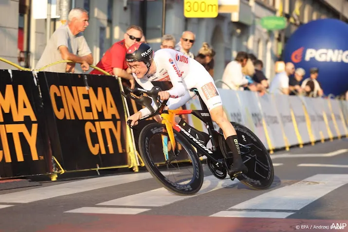 mohoric wint klassieker milaan sanremo van der poel derde