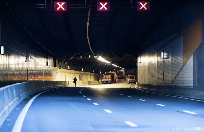 na onderhoud haringvlietbrug is nu heinenoordtunnel aan de beurt