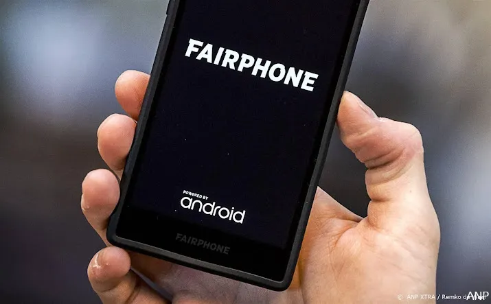 nederlandse overheid en abn amro steken miljoenen in fairphone