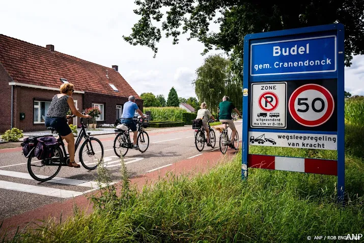 nyrstar zet grote zinksmelterij in budel weer aan