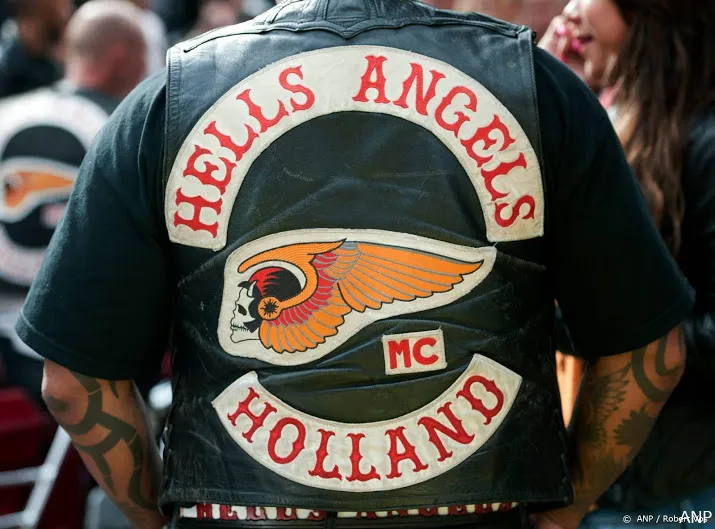 om alle hells angels activiteiten beeindigen