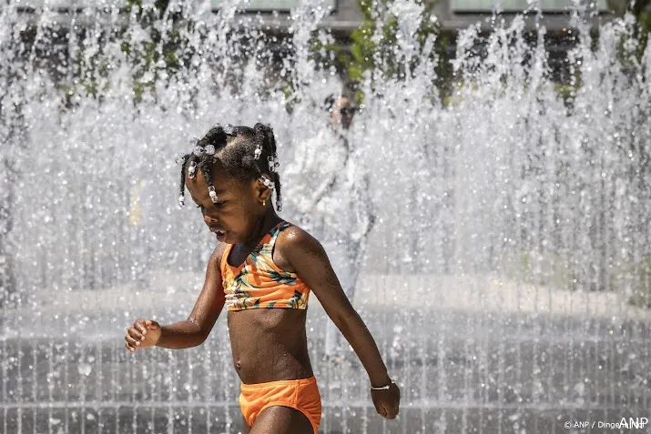 ook donderdag lokaal tropisch warm