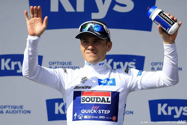 podiumkandidaat evenepoel ziet in tour buitenaardse prestaties