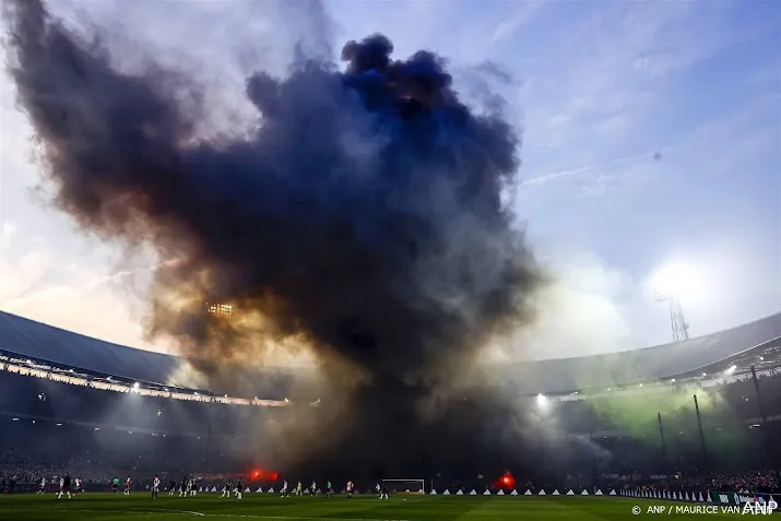 rapport levensgevaarlijke situaties tijdens feyenoord ajax