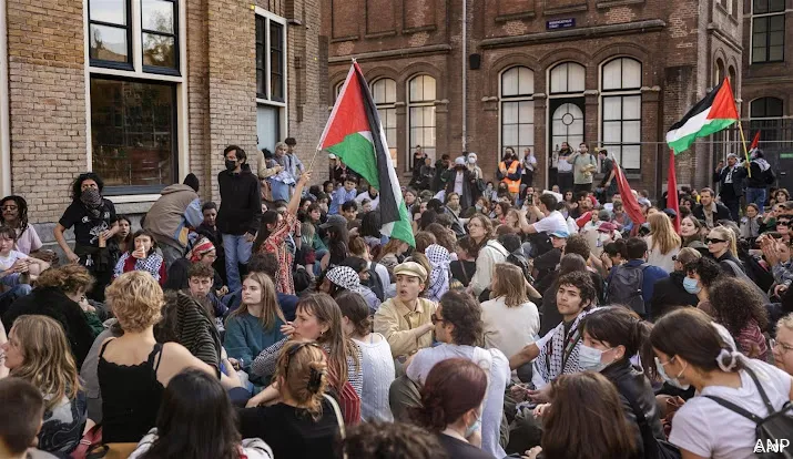 rechter veroordeelt uva demonstrant tot twee maanden cel