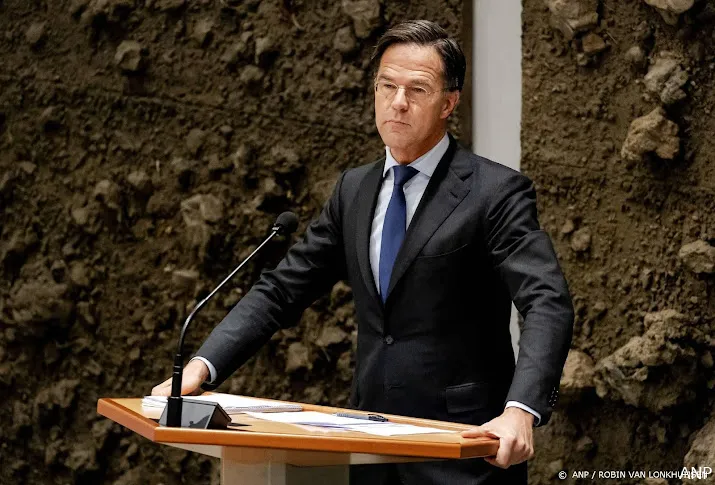 rutte we besparen niet op zorg maar remmen stijgende kosten af